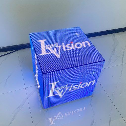 led cube screens (4)